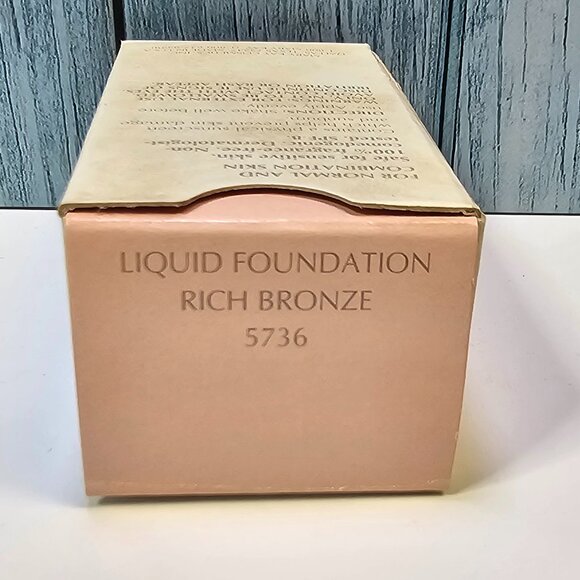 Mary Kay‎ Day Radiance Liquid Foundation - Rich Bronze  #5736 - NIB Old Stock - Picture 6 of 8